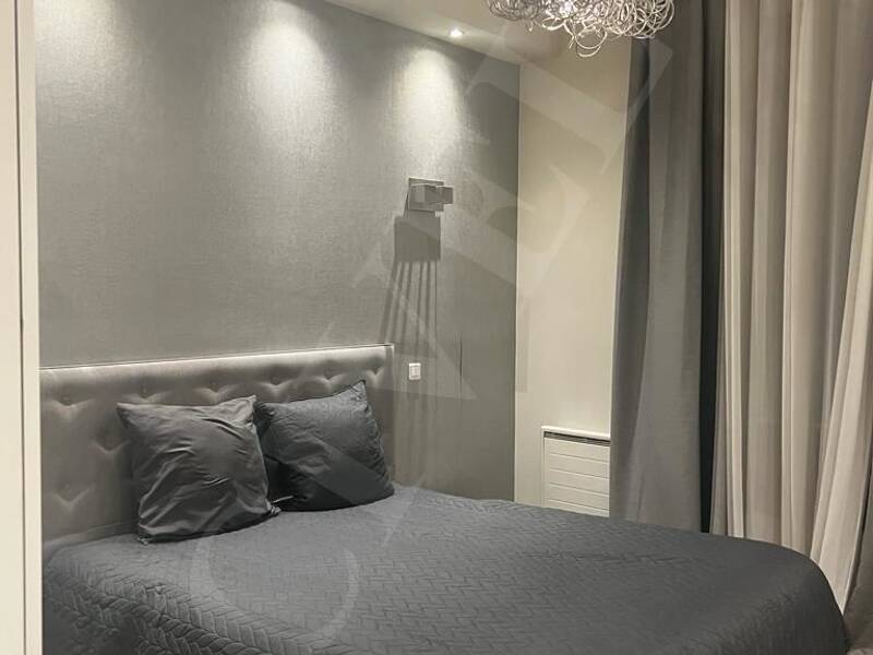 Maison à louer, 135m², PARIS 16E