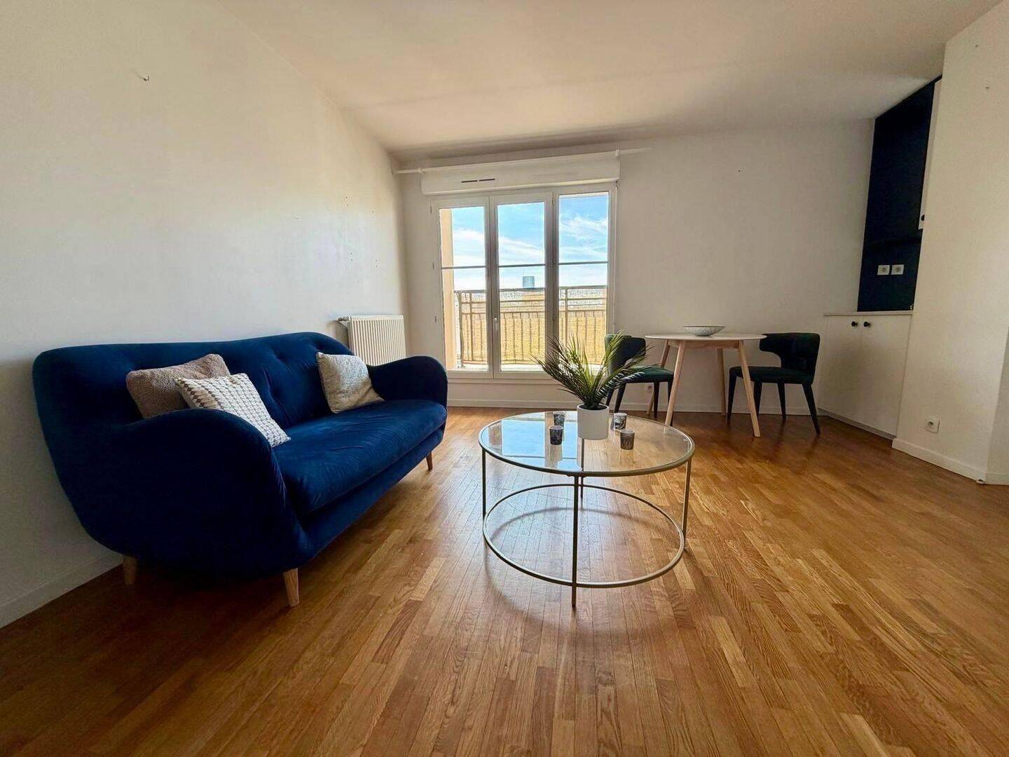Maison à louer, 40m², COURBEVOIE