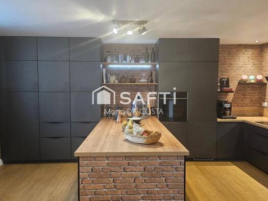 Maison à vendre 294 000 € 5 pièces 3 chambres 132 m² 278 m² de terrain Bordes 64510