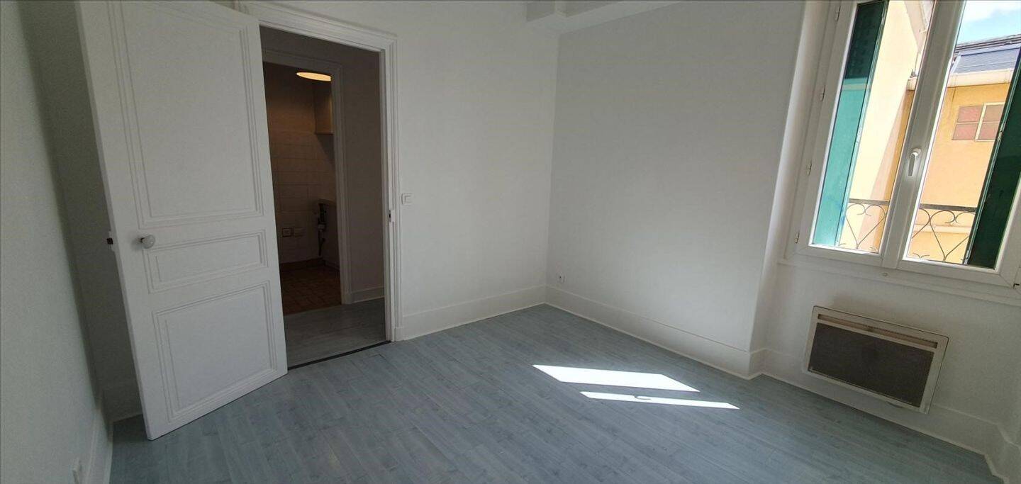 Maison à louer, 60m², NANTERRE