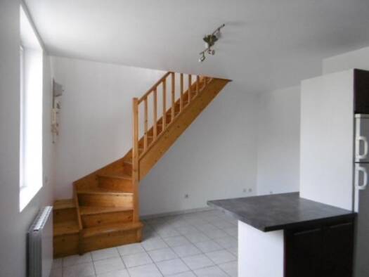 Appartement à louer 720 € 2 pièces 1 chambre 34 m² Étage 1/2 Mortefontaine 60128