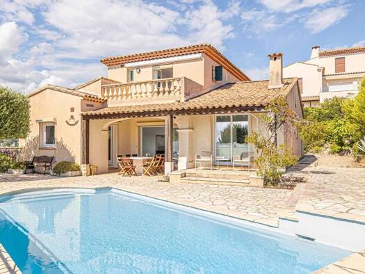 Maison à vendre - Première occupation 1 985 000 € 6 pièces 4 chambres 220 m² 800 m² de terrain La Turbie 06320