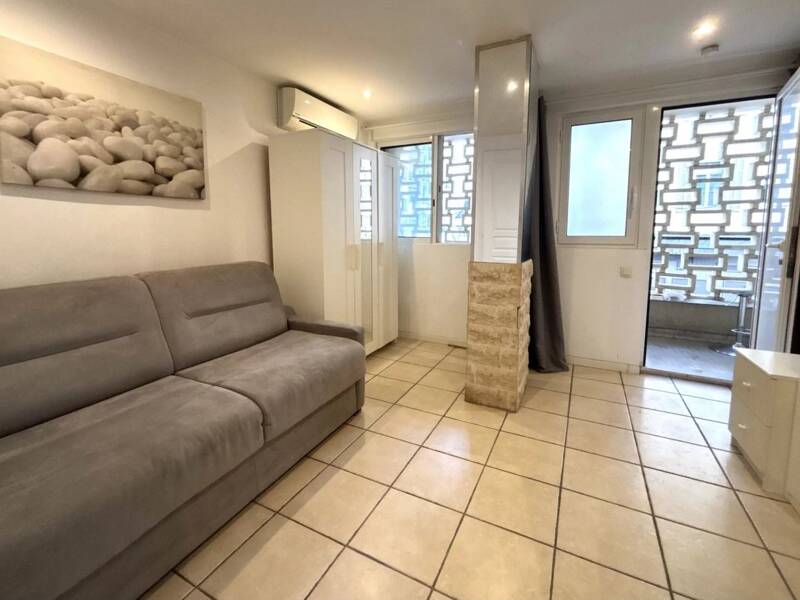 Maison à louer, 22m², CANNES