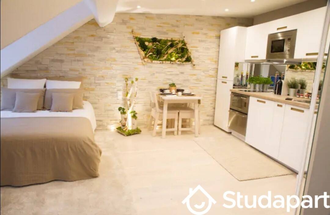 Maison à louer, 19m², VERSAILLES
