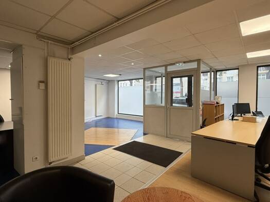 Espace bureau à vendre 1 325 000 € 180,1 m² de bureaux Vallée de Fécamp Paris 12ème arrondissement 75012