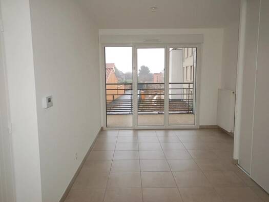 Appartement à louer 690 € 2 pièces 1 chambre 41 m² 1er étage Montanay 69250