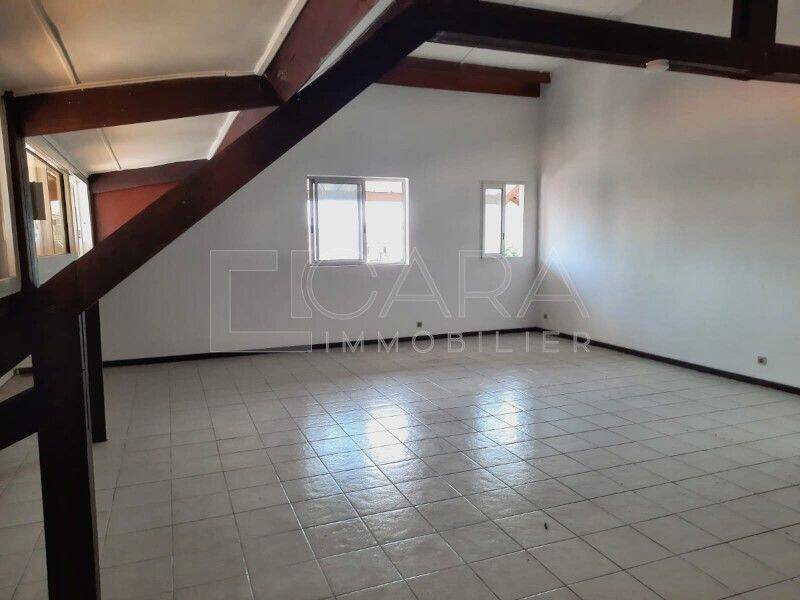 Maison à louer, 58m², CAYENNE