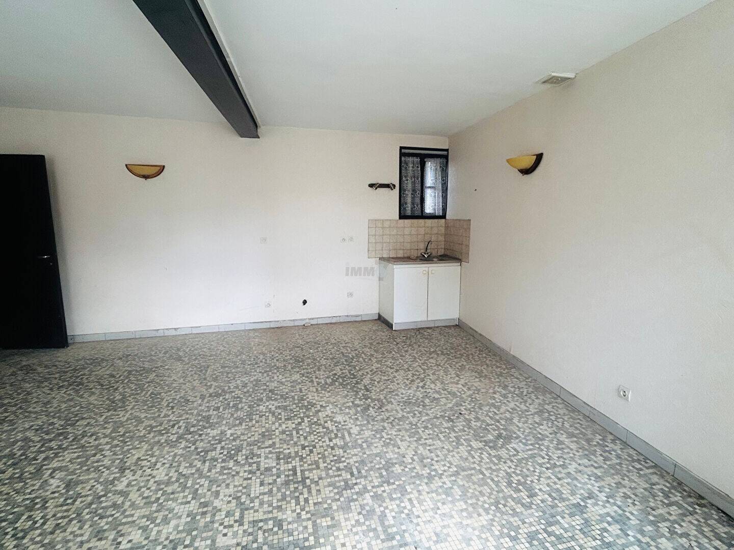 Maison à vendre, 64m², SAINT JEAN LES DEUX JUMEAUX