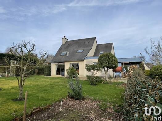 Maison de plain-pied à vendre 312 500 € 5 pièces 4 chambres 135 m² 978 m² de terrain Locquénolé 29670