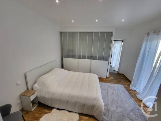Maison à louer 1 700 € 3 pièces 1 chambre 76,5 m² Houilles 78800
