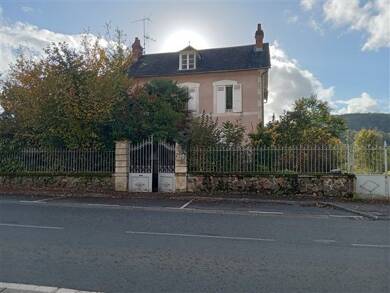 Maison de ville à vendre 139 000 € 5 pièces 4 chambres 107 m² 3 078 m² de terrain Beaulieu-sur-Dordogne 19120