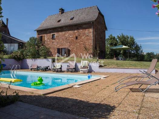 Maison à vendre 315 000 € 12 pièces 7 chambres 188,8 m² 3 310 m² de terrain Nauviale 12330