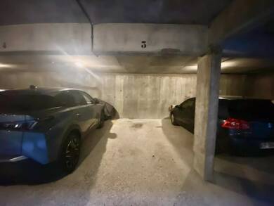 Garage/Stationnement à louer 100 € 12 m² Paris 13ème 75013