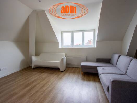 Appartement à louer 760 € 2 pièces 1 chambre 30,3 m² Étage 3/3 Meaux 77100