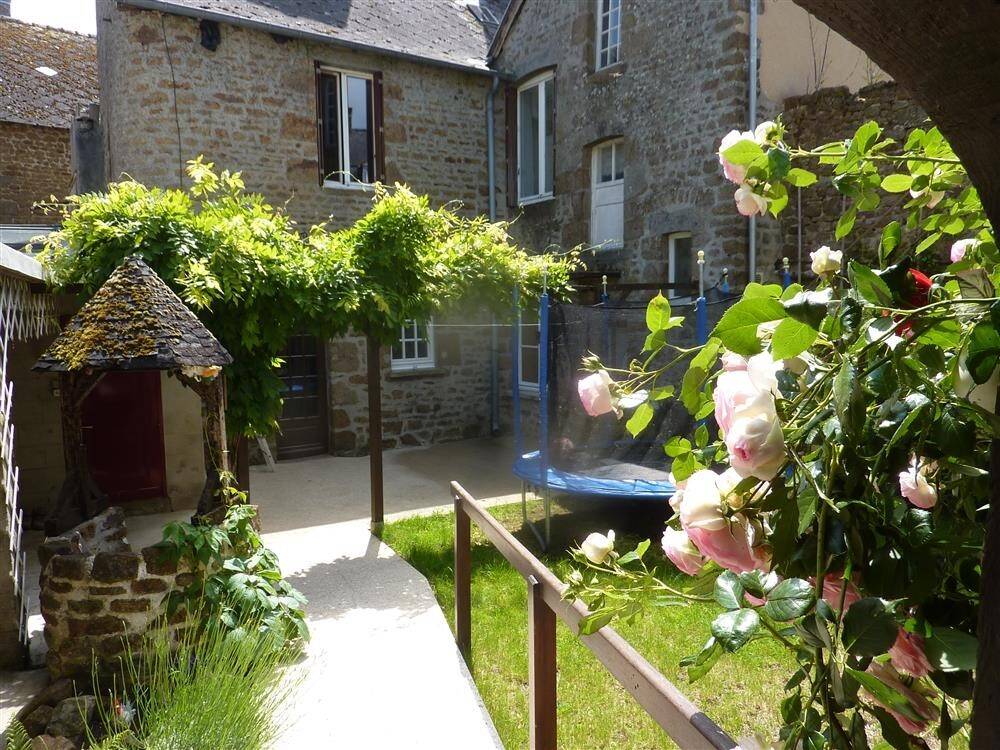 Maison à vendre, 163m², LASSAY LES CHATEAUX