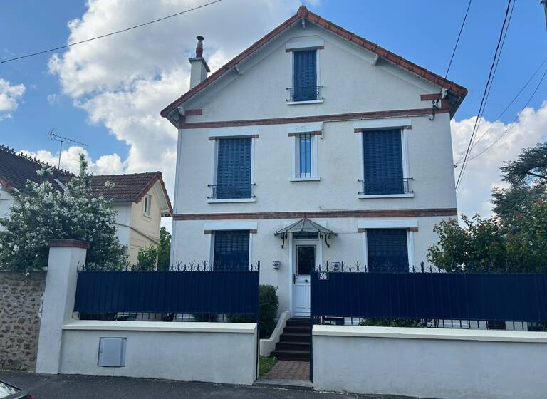 Maison à vendre 369 000 € 8 pièces 4<br/>chambres 120 m²<br/>superficie 298 m²<br/>terrain La Prairie Arpajon 91290