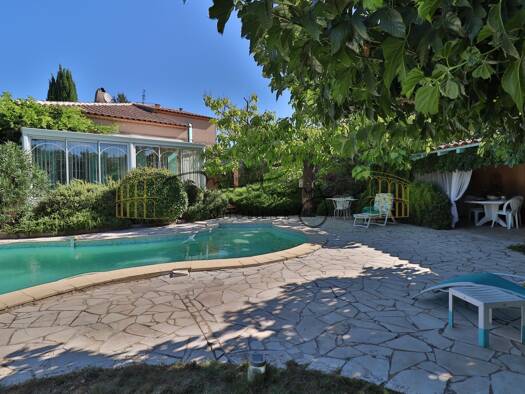 Villa à vendre 495 000 € 6 pièces 4 chambres 160 m² 1 590 m² de terrain Poulx 30320
