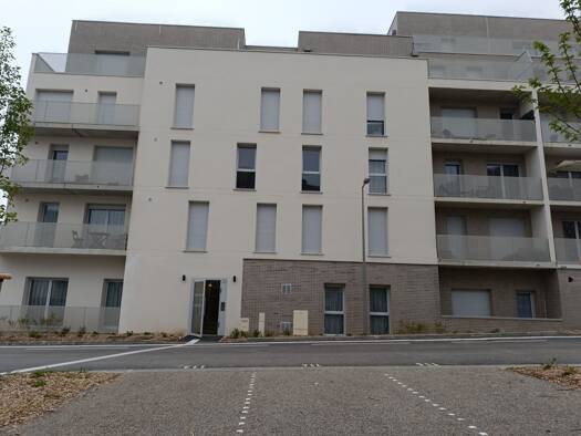 Appartement à louer - Première occupation 853 € 2 pièces 1 chambre 62,1 m² RDC Clermont 60600
