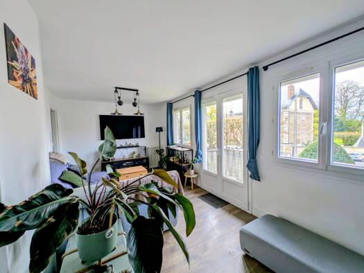 Appartement à vendre 193 000 € 4 pièces 3 chambres 76,1 m² Étage 1/3 La Ferté-Alais 91590