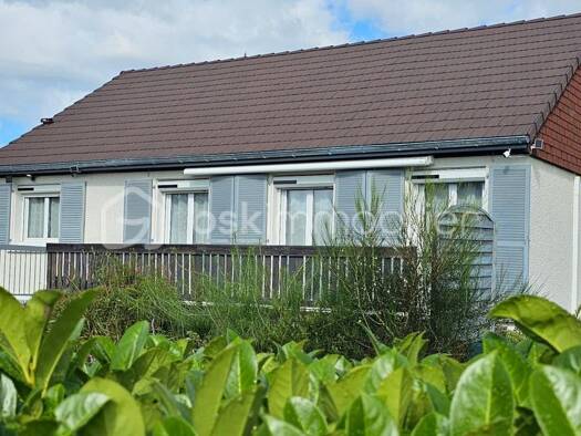 Maison à vendre 275 000 € 5 pièces 3 chambres 108,9 m² Bellerive-sur-Allier 03700