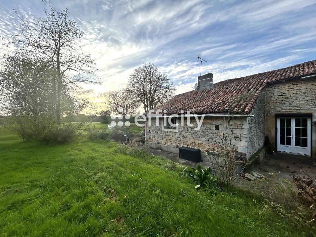 Maison à vendre, 182m², NANTEUIL EN VALLEE