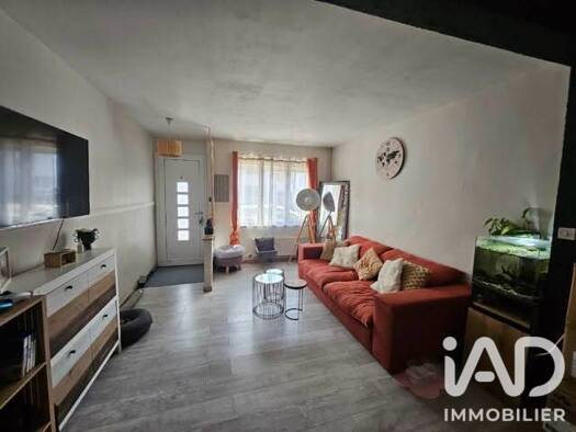 Maison de ville à vendre 138 000 € 3 pièces 2 chambres 75,2 m² 82 m² de terrain Fort-Nieulay Porte de Paris Calais 62100