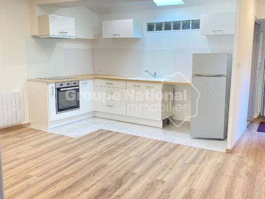 Appartement à louer 675 € 3 pièces 2 chambres 50 m² 2ème étage Centre Ville-Cavalerie-Hauture Arles 13200