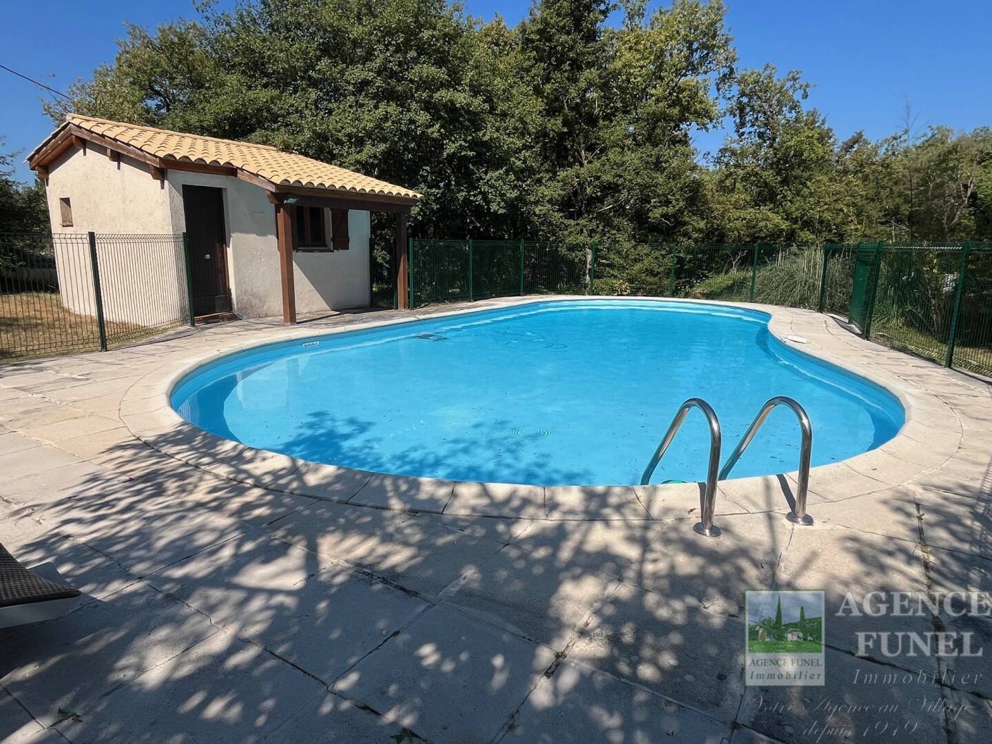 Maison à vendre, 184m², SAINT VALLIER DE THIEY