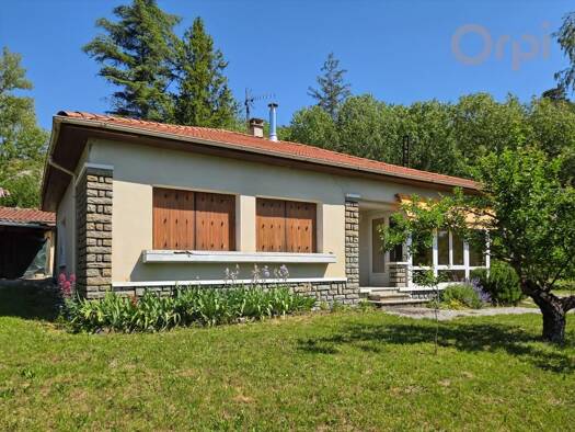 Maison à vendre 210 000 € 4 pièces 3 chambres 76,75 m² 889 m² de terrain Rosans 05150