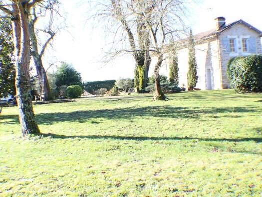 Demeure à vendre 471 000 € 7 pièces 3 chambres 188 m² 3 921 m² de terrain Uchacq-et-Parentis 40090