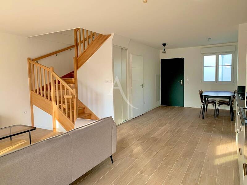 Maison à louer, 86m², SERRIS