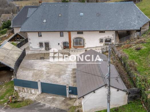 Maison à vendre 1 369 000 € 15 pièces 14 chambres 362 m² Vaulx 74150