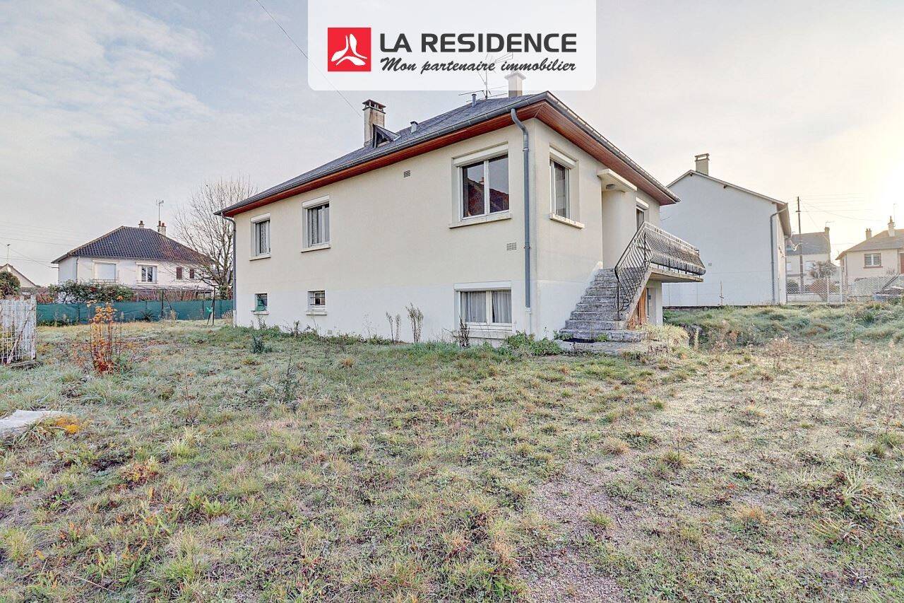 Maison à vendre, 93m², LA CHAUSSEE SAINT VICTOR