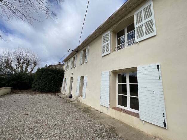 Maison à louer 4 500 € 8 pièces 6 chambres 190,7 m² Les Milles Aix-en-Provence 13080