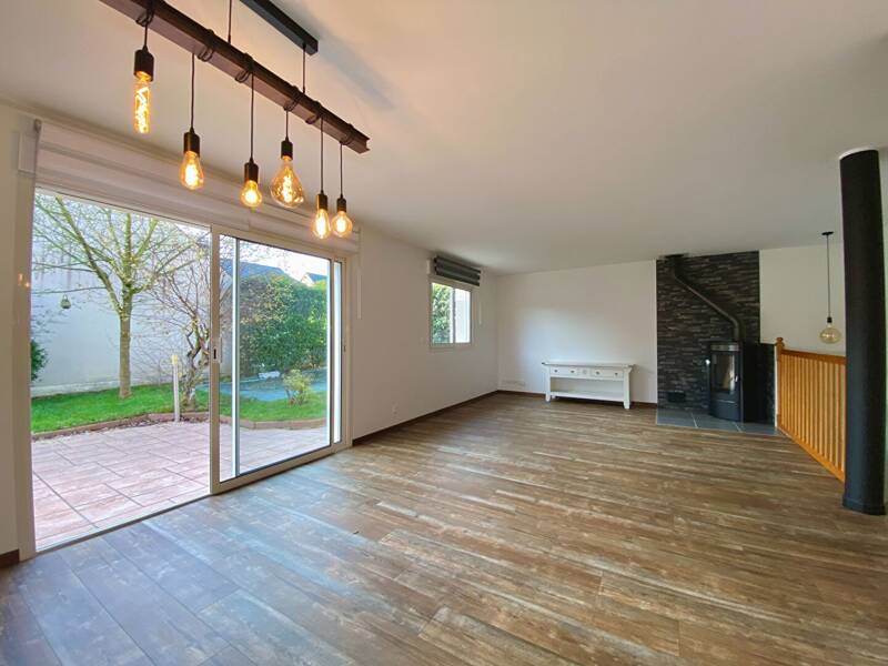 Maison à vendre, 117m², L'HUISSERIE