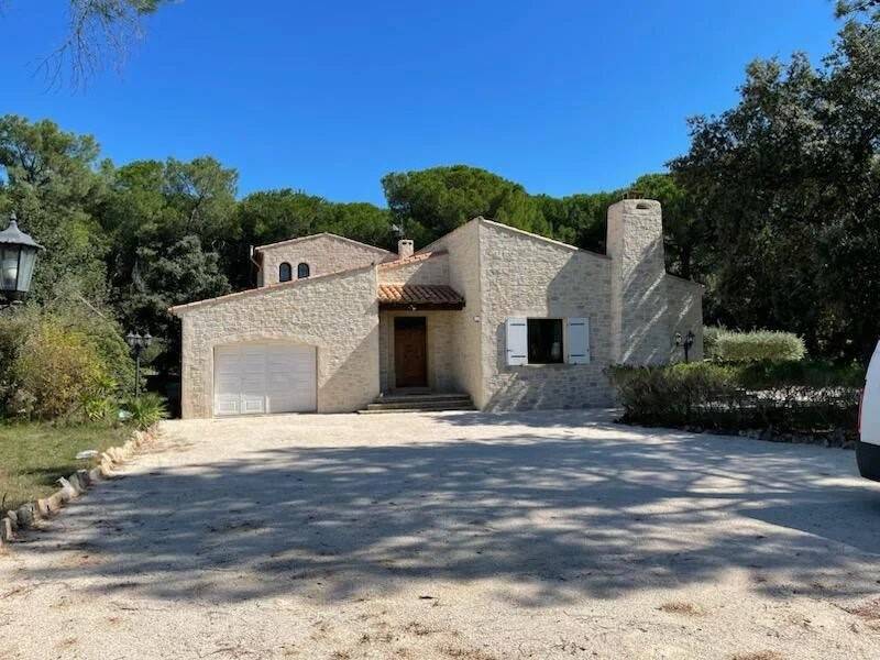 Maison à vendre, 228m², SAINT LAURENT DES ARBRES