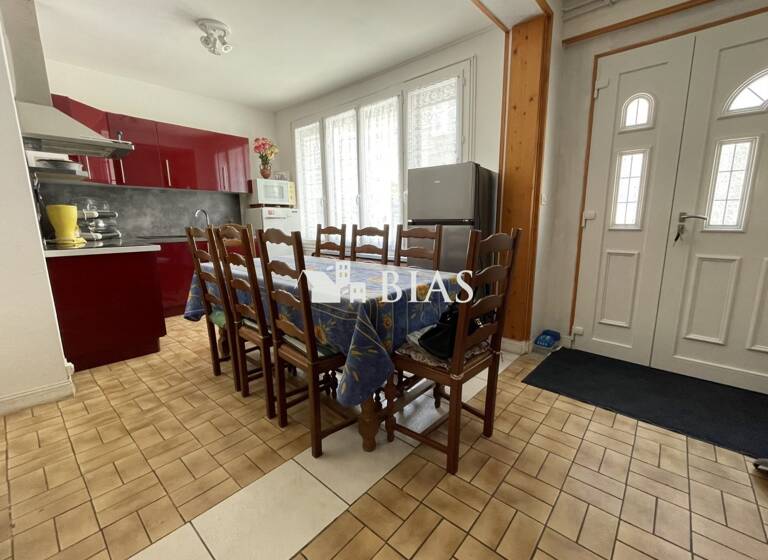 Maison à vendre 133 000 € 4 pièces 2<br/>chambres 63 m²<br/>superficie 60 m²<br/>terrain Beaumont-le-Roger 27170