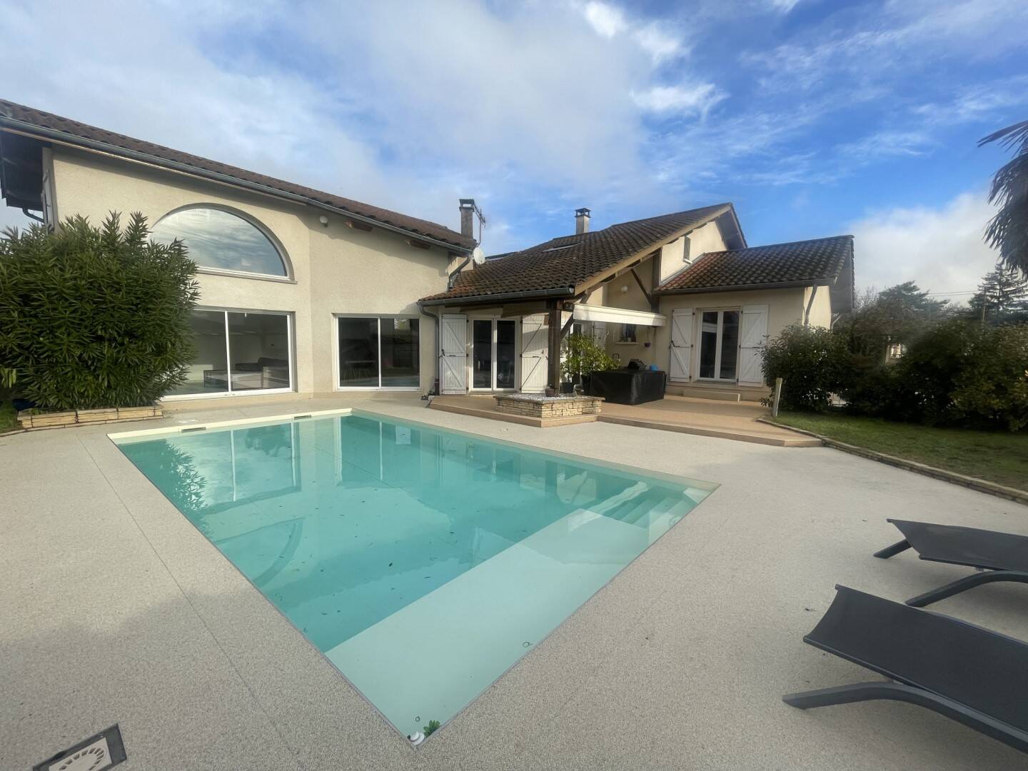 Maison à vendre, 185m², SAINT ROMAIN DE JALIONAS