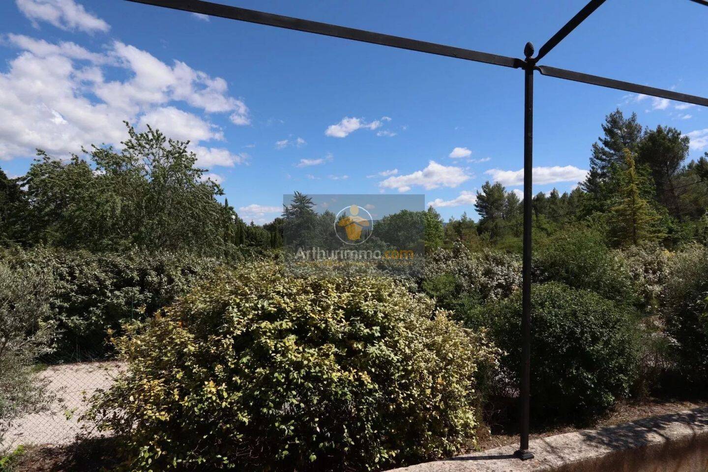 Maison à vendre, 98m², SAINT SATURNIN LES APT