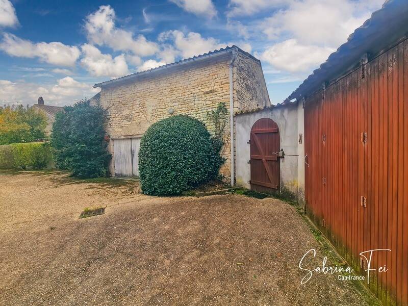 Maison à vendre, 239m², SAINT MEDARD D'AUNIS
