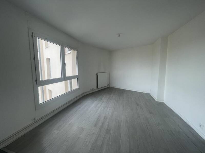 Maison à louer, 45m², SAINT JEAN DE BRAYE