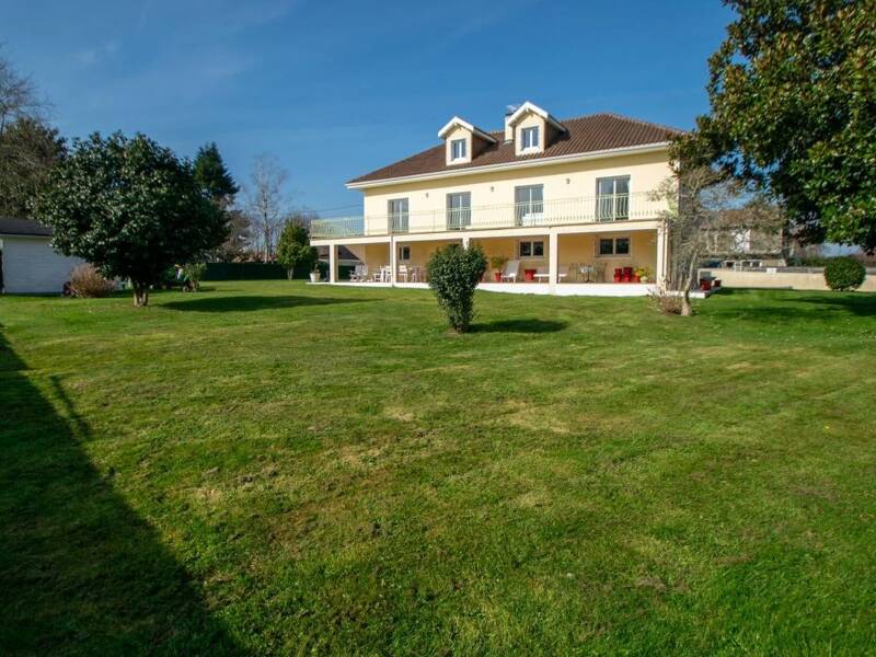 Maison à vendre, 180m², SAUVAGNON