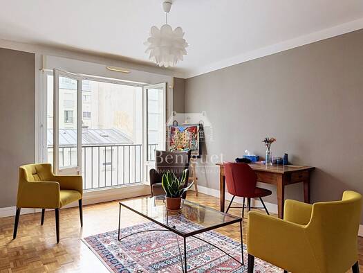 Appartement à vendre 241 500 € 3 pièces 2 chambres 70,8 m² Étage 3/6 Centre Brest 29200
