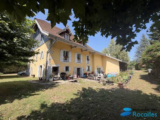 Maison à vendre 1 275 000 € 11 pièces 9 chambres 433 m² 4 430 m² de terrain Amancy 74800