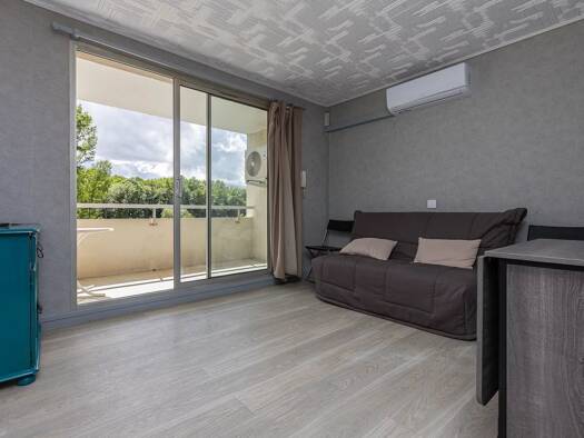 Appartement à vendre 90 000 € 2 pièces 1 chambre 27,2 m² Étage 1/3 Montalieu-Vercieu 38390