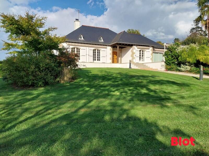 Maison à vendre, 167m², CHATILLON EN VENDELAIS