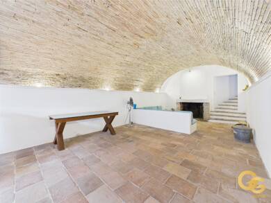 Appartement à vendre 120 000 € 1 pièce 45 m² RDC/1 Val de Cagne-Colline Route de Vence Cagnes sur Mer 06800