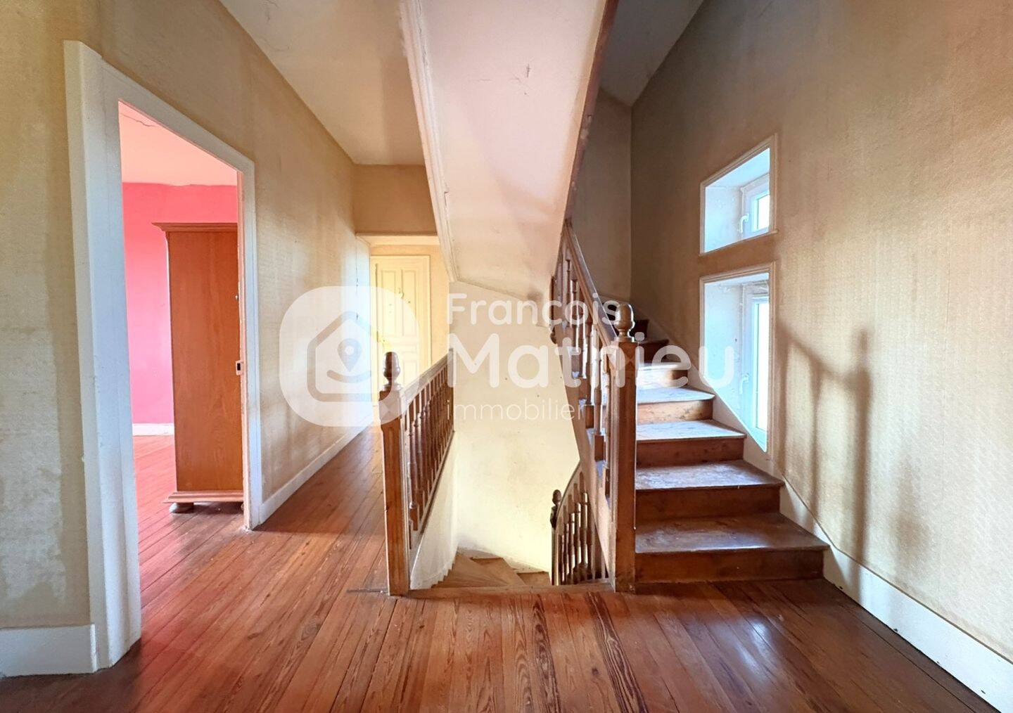 Maison à vendre, 184m², SAINT PAUL DE VARAX