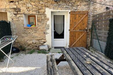 Appartement à vendre 89 000 € 1 pièce 27 m² 2 étages Tourves 83170