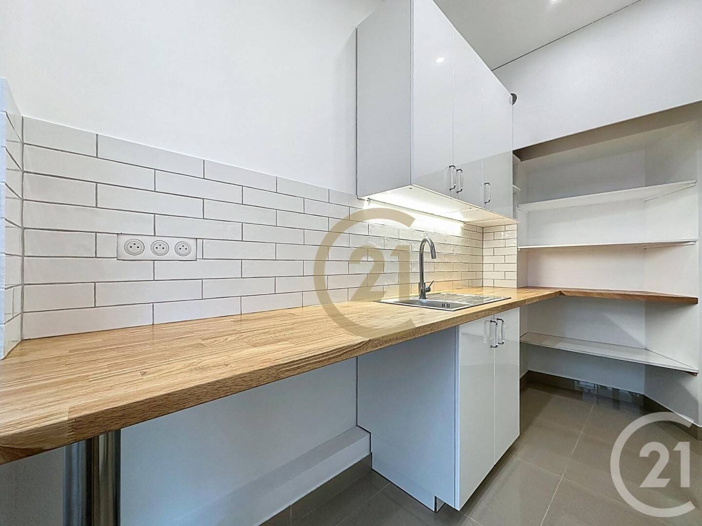 Maison à louer, 40m², VERSAILLES